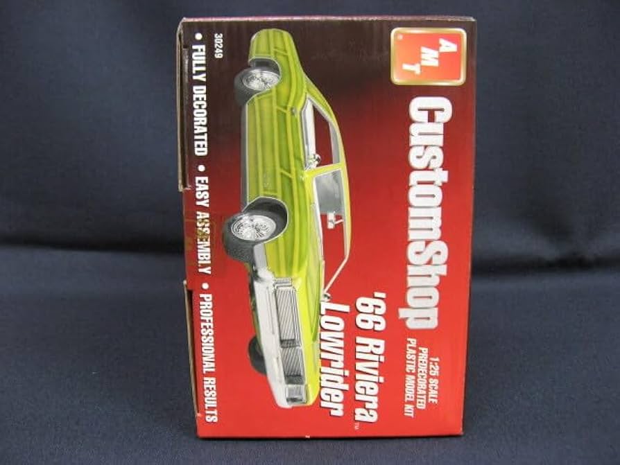 Amazon.co.jp: AMT/CustomShop / '66 Riviera Lowrider SEALED