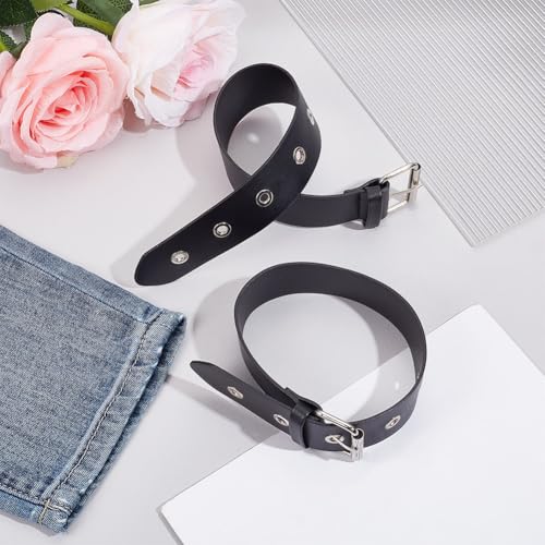 NBEADS 2 Pcs Traditional Kilt Extender Straps, PU Leather Cuff Belt Buckles 15.8x1.3 Inch Adjustable Armbands Non Slip Sleeve Holders for Shirt Coat Jacket Dress Bags DIY Craft4