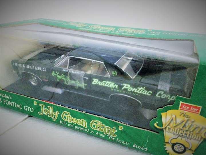 1965　ポンティアック　GTO　ジョリー　グリーン　ジャイアント　1/18絶版 1/18 Sunstar 1965 Pontiac GTO (Green) Diecast Car Model