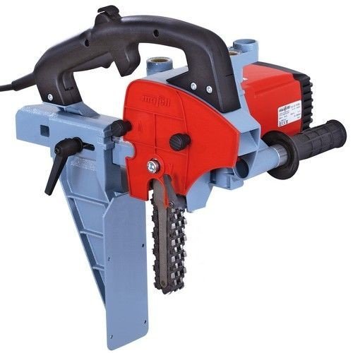 Mafell LS 103EC Kettenfräse - 230 V, rot, leicht, hohe Effizienz, 5A, 9 kg, Bohrmaschine