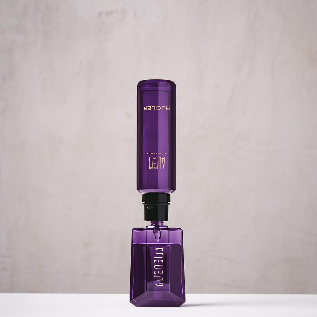 MUGLER Alien Eau de Parfum für Damen, Holzig-blumiges Parfum duftet nach Amber, Außergewöhnliches Duftspray, Nachfüllbar