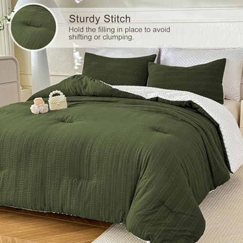 Image of tohrisa Boho Comforter Set Queen Size Striped Pleats Bohemian Seersucker Bedding Set All Season Soft Cozy 3 Pieces Quilt with 2 Pillowcases(90 inchX90 inch Dark Green)