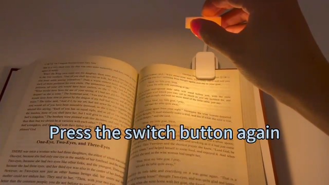 Image of 4 Pack Book Light Bulk for Reading in Bed, 3 Color Temperature Reading Light,Adjustable Brightness,Clip on to Book for Reading at Night (White, 4 Pack)