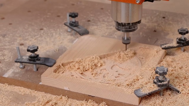 FoxAlien XE-Ultra Core Desktop CNC Router Machine, 17x17in Active