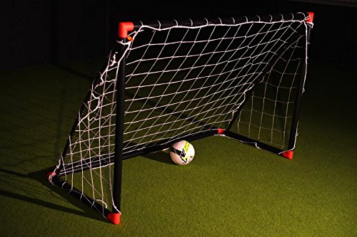 But de foot fun noir et rouge résistant pour éviter l'ennui des enfants
