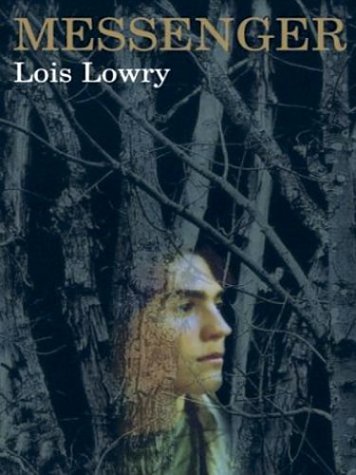 Messenger (Thorndike Press Large Print Literacy Bridge Series)