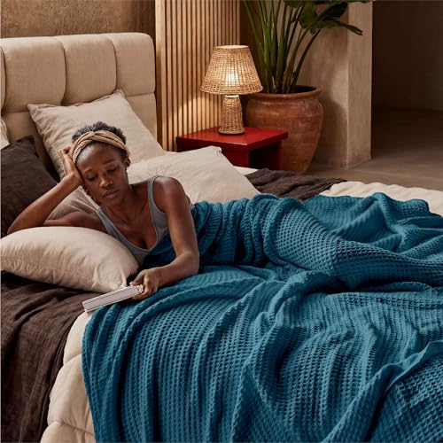 Image of Bedsure 100% Cotton Throw Blanket for Couch 50x70 inches - Cooling Breathable and Soft for Summer, Waffle Weave Throw Blanket for Office, Teal