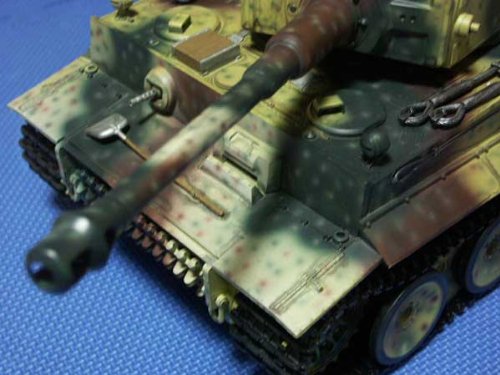 Amazon.co.jp: TankZone/HengLong 1/16 タイガーI 中期型