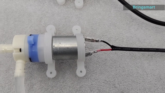 BRINGSMART Mini Bomba de Agua DC 12V Grado Alimenticio 19GPH Bajo Ruido Transferencia por Tubería miniatura 7