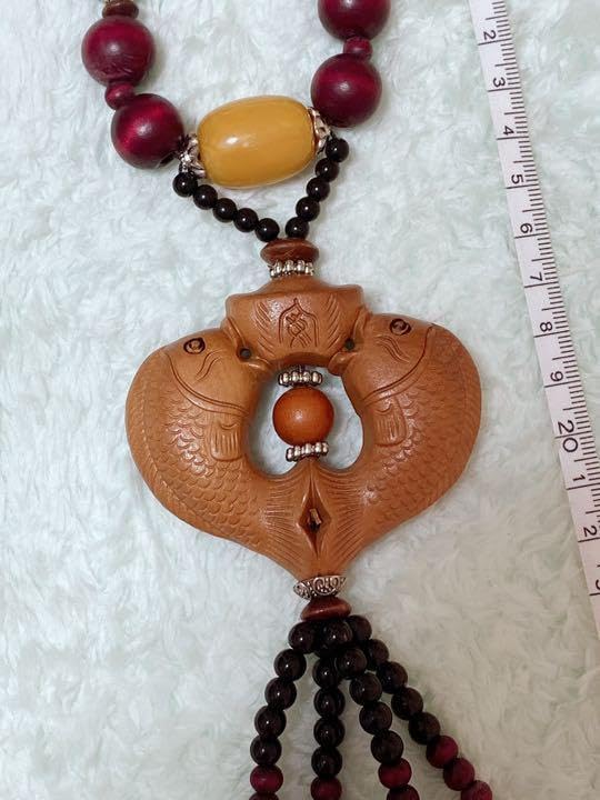 Amazon.co.jp: 高級木彫り 金魚 開運 クルミの木 胡桃の木 飾り 壁飾り