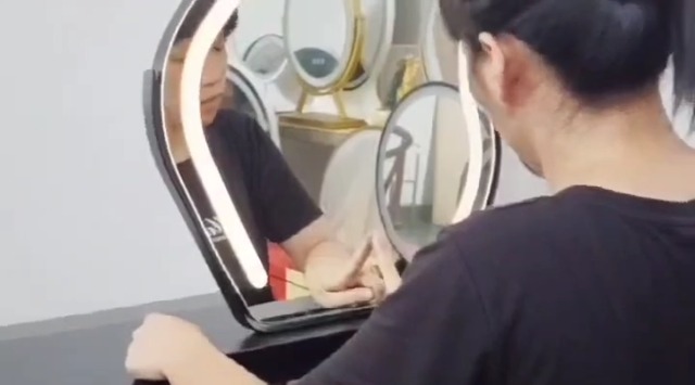 Espejo de Maquillaje con Luces en Forma de Nube miniatura 7