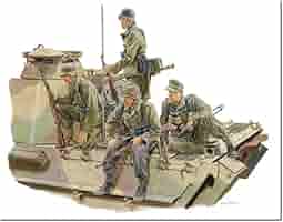 ドラゴン1/35ドイツ軍兵士4体　プラモデル完成品 Amazon | ドラゴン 1/35 WW.II ドイツ軍 戦車兵 【脱出