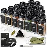 Happy Lemuro 24er Gewürzgläser Set - 120 ml Gewürzbehälter aus Glas mit Bambu Deckeln, Streueinsätzen, Etiketten, Trichter & Bürste - Gewürzspender mit Zubehör - Gewürzaufbewahrung - Luftdicht