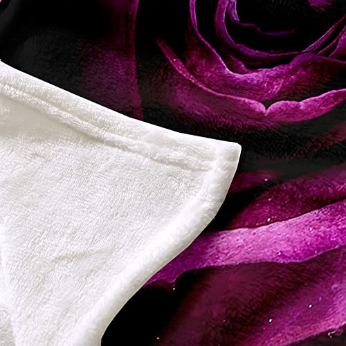 Plaid couverture polaire violet pour soirée cocooning canapé