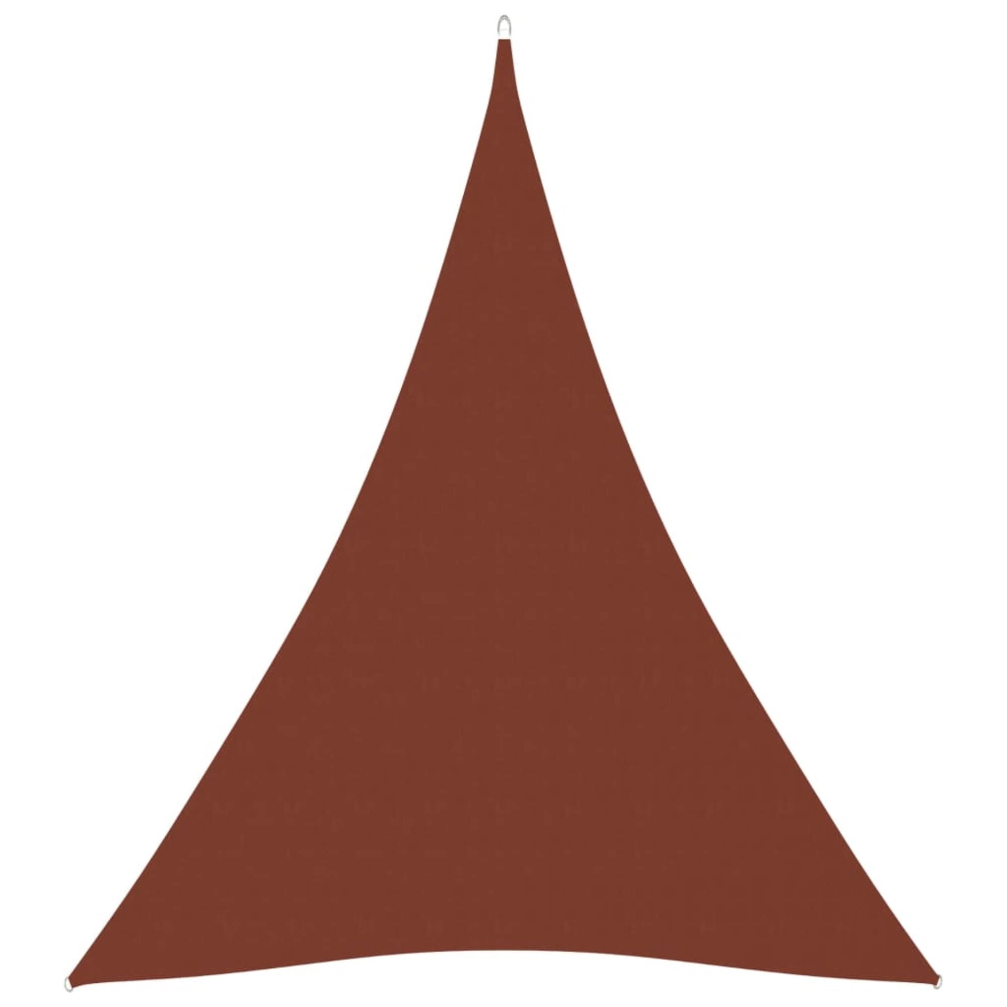 Voile d'ombrage triangulaire 5x7x7m pour ombrager une terrasse en été
