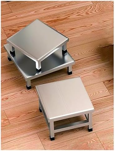 Robuste Edelstahlbasis für Waschmaschine und Kühlschrank im modernen Haushalt.