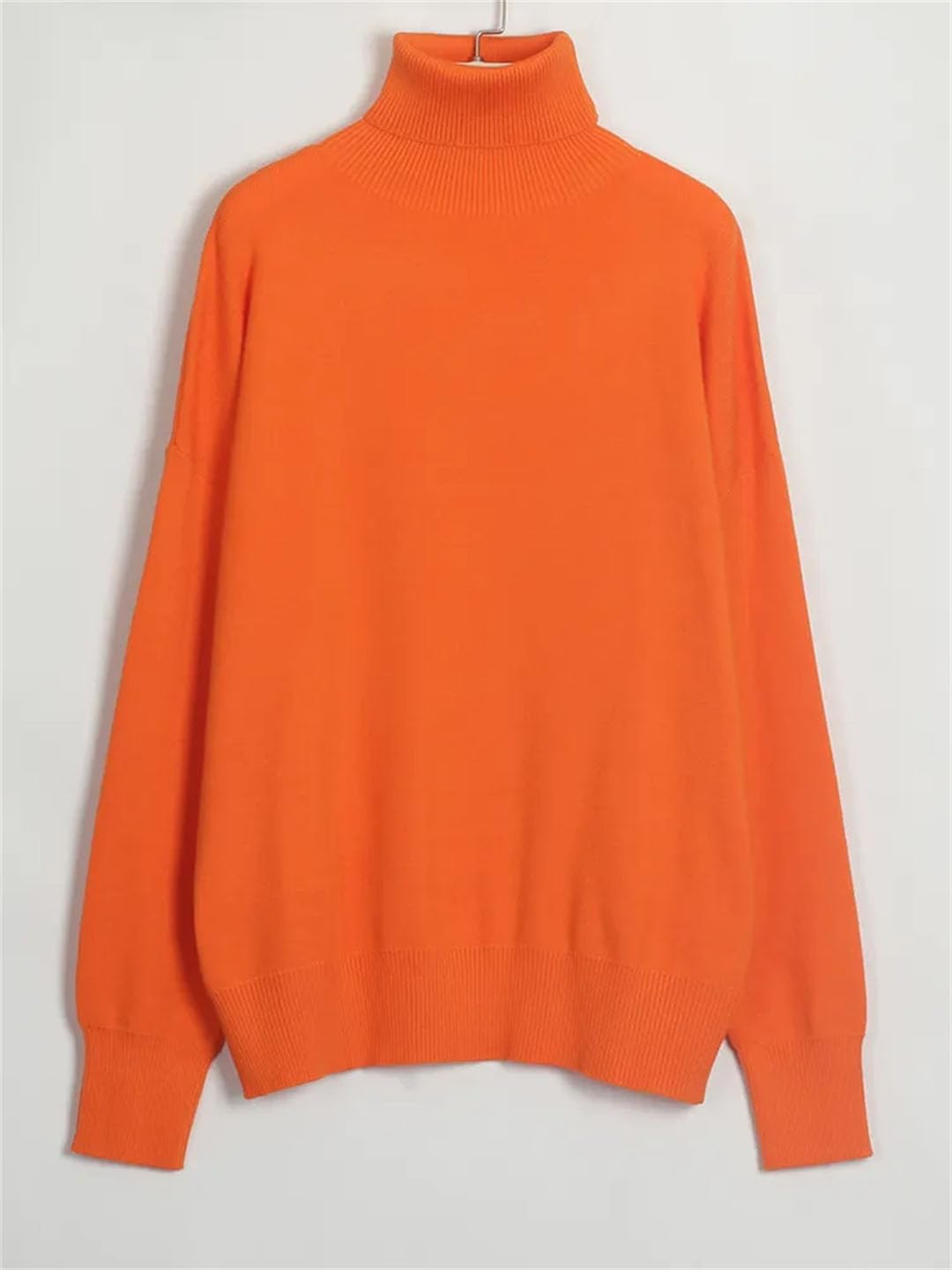 Maglione da donna a collo alto lavorato a maglia