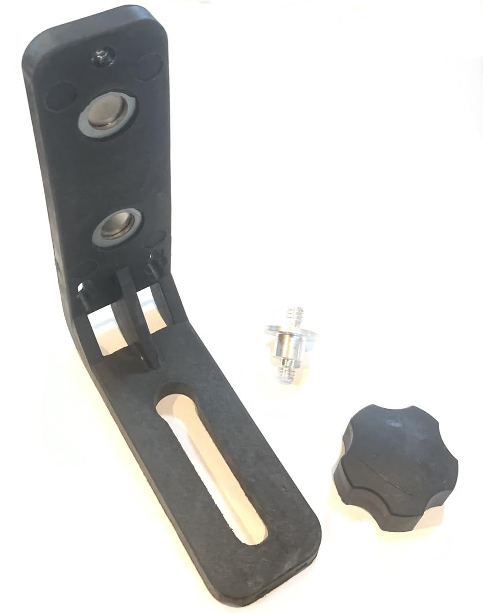 タジマ　 レーザークランプ（墨出し器取り付け台） タジマ レーザークランプ（墨出し器取り付け台）の通販 by 蠍