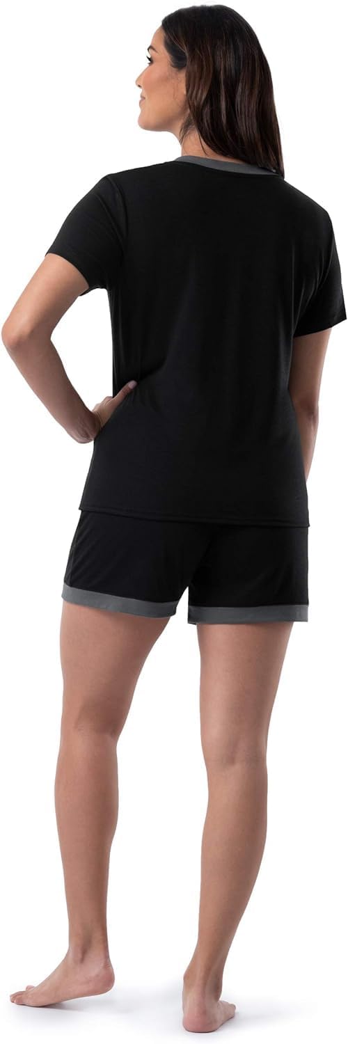 Fruit of the Loom Women's Short Sleeve Tee and Short 2 Piece Sleep Set - Image 2