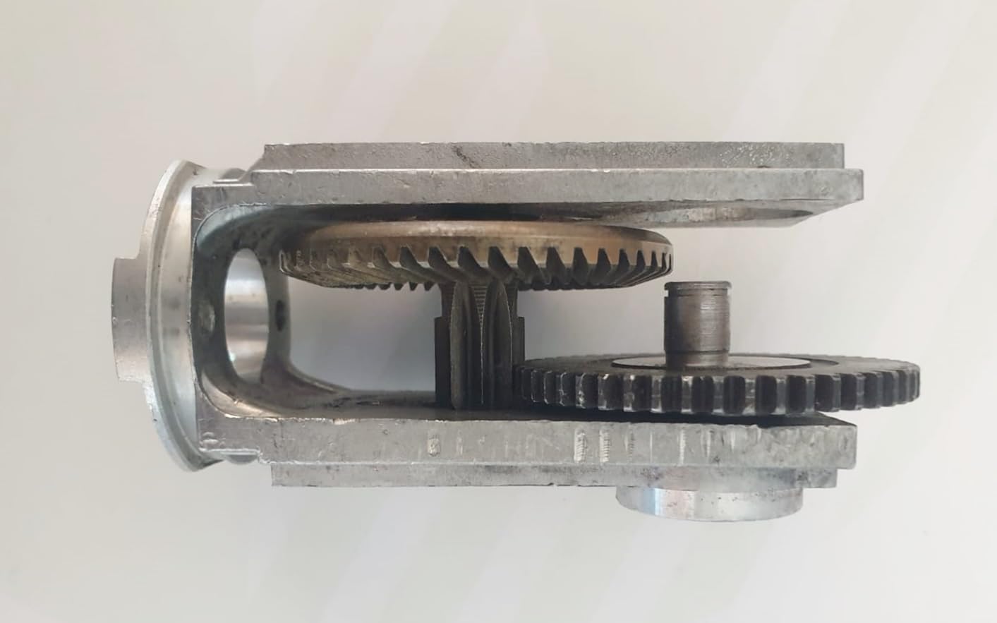 UNITED TRADE Engranaje completo de repuesto para vareador de aceitunas, 12 V, 400 W, repuesto