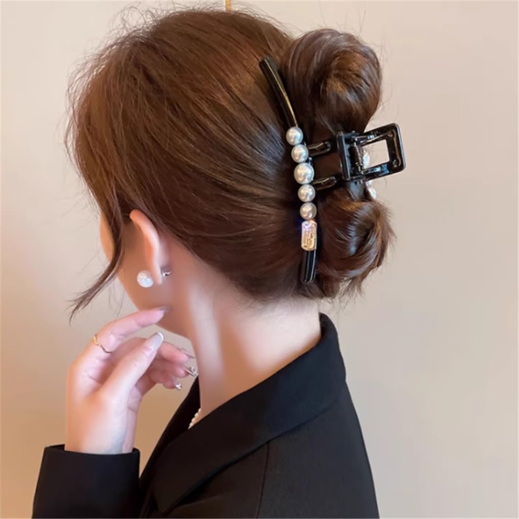 Pince à cheveux perles noire pour révéler votre tempérament