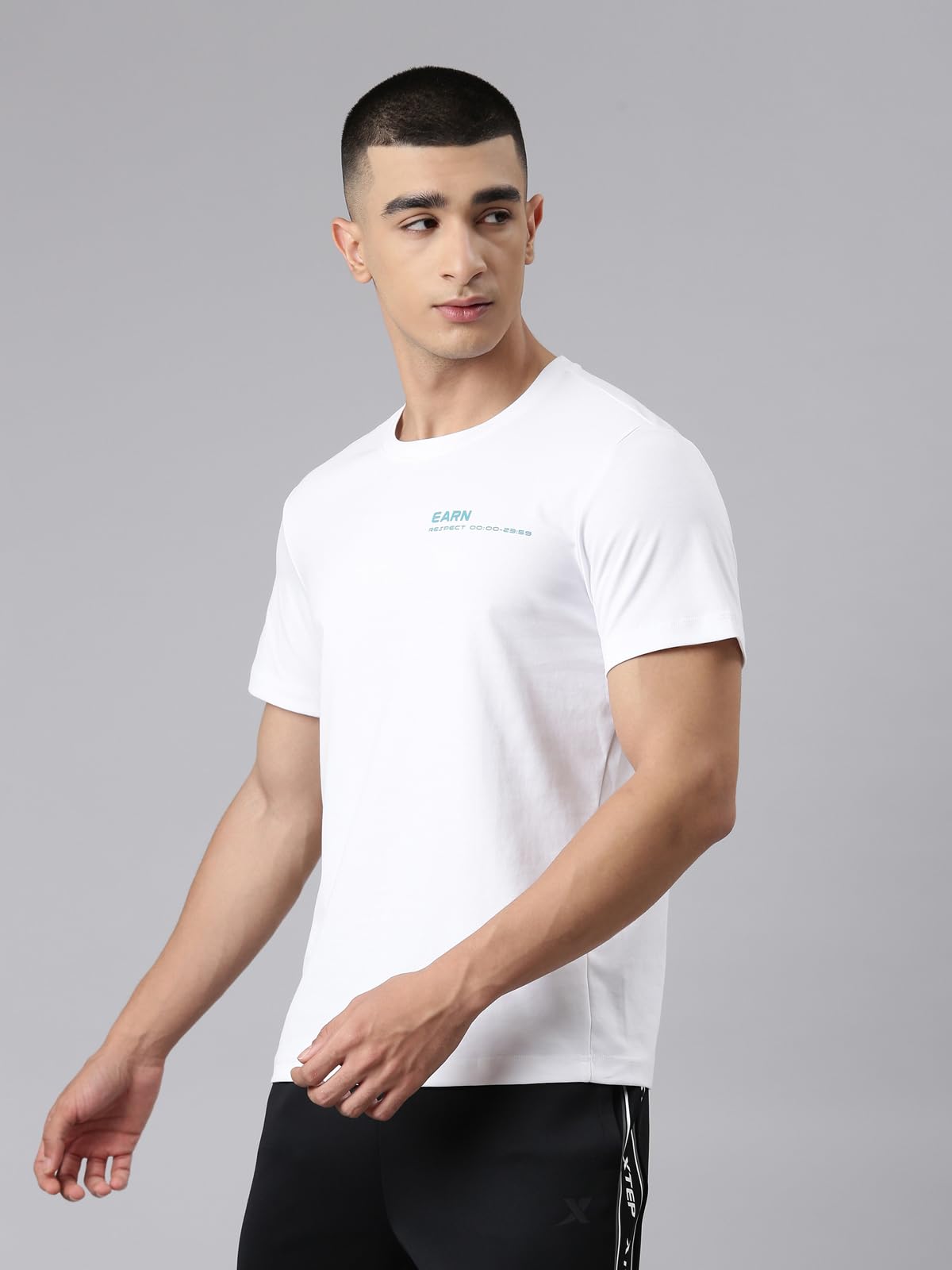 XTEP Men Practice to be Cool White Training T-Shirt-L 2