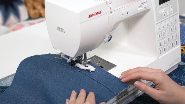 Amazon.com: Janome Sewist 740DC Computerized Sewing Machine with