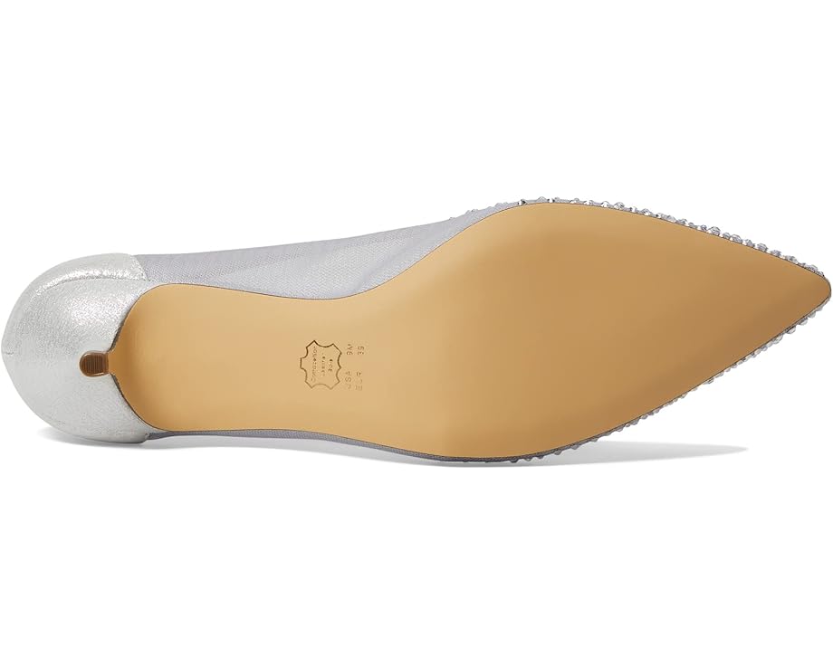 Nina Sofie - Bottom View