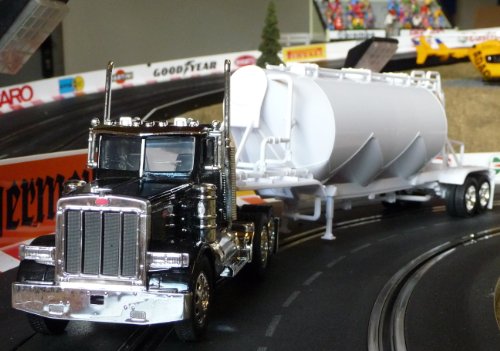 Generisch LKW KENWOTH Peterbilt mit Anhänger in 1:32 Länge 58cm