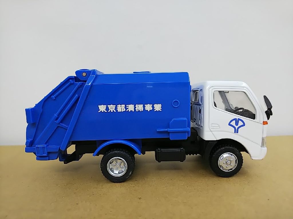 日野デュトロ 清掃車 東京23区清掃事業 1/43 ミニカー 日野デュトロ 清掃車 東京23区清掃事業 1/43 ミニカー - メルカリ