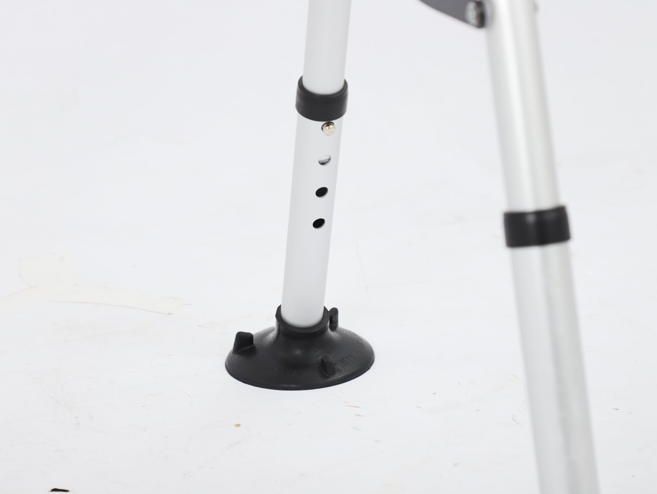 Duschhocker Für Senioren, Höhenverstellbar 72-80 cm Mit Rücken Und Armlehne | Faltbarer Duschstuhl Für Senioren & Schwangere, 150 Kg Belastbarkeit, 4-Fach Höhenverstellbar, Rutschfeste Füße
