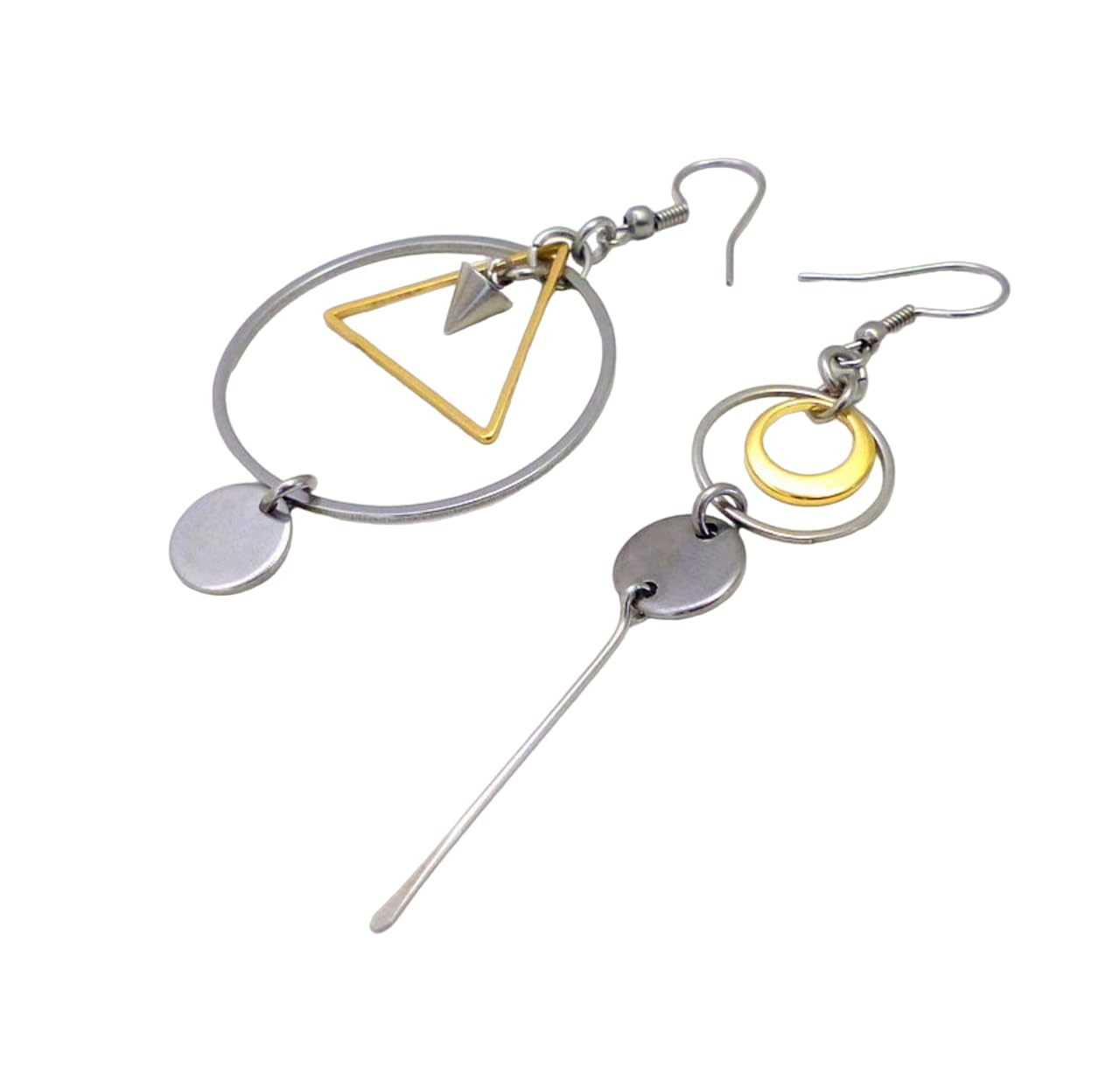 Expédié le lendemain de la commande. Boucles d'oreilles dépareillées couleur or/argent en acier inoxydable