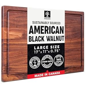 Walnut Wood Cutting Board for Kitchen, Reversible Wooden Chopping Board With Juice Grooves, Made in Canada (Walnut, 17x11x0.75)
