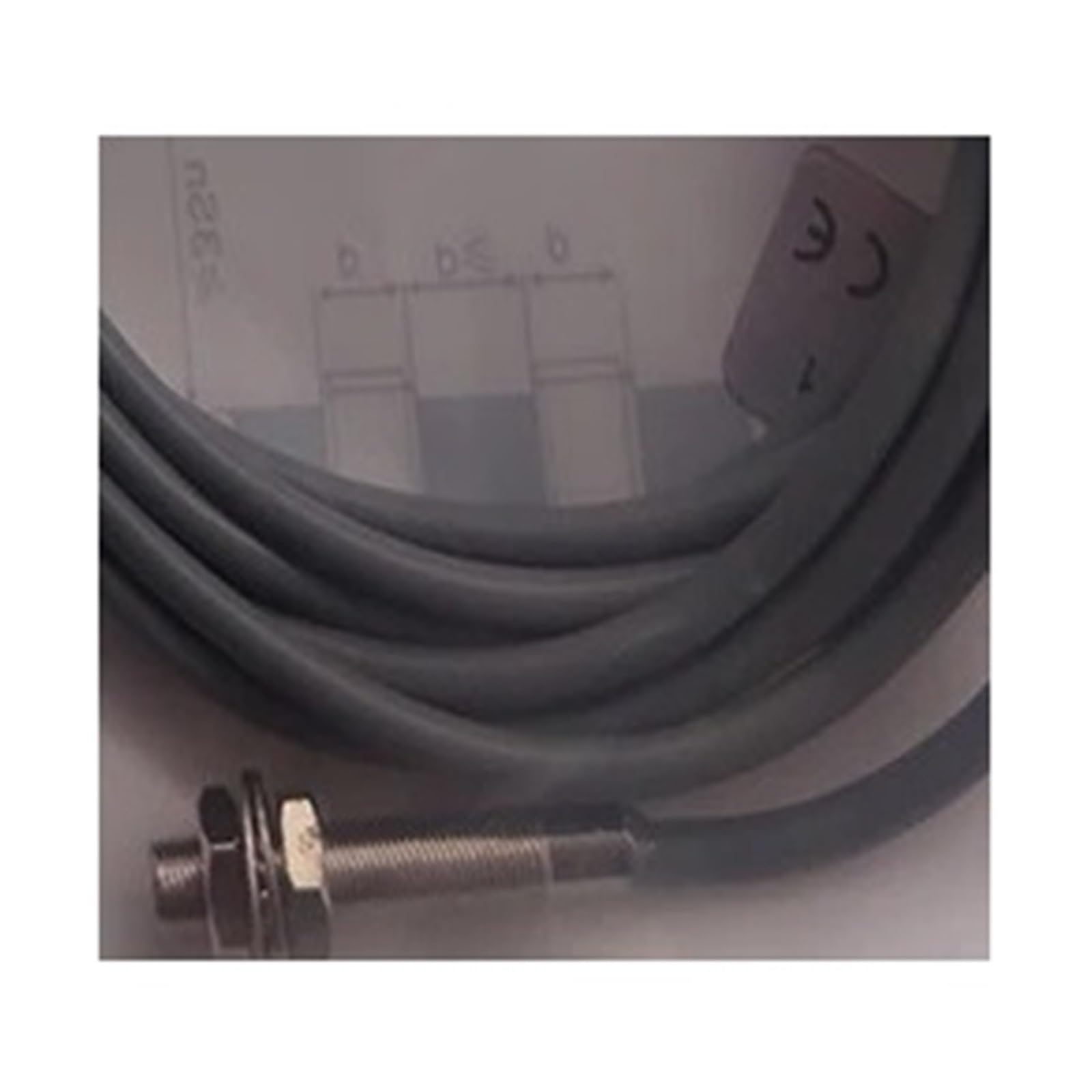 Détecteur de proximité IM05-0B8PS-ZW1 et capteurs IM08 pour automatisme