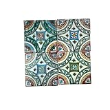 Dimensions et composition : chaque carrelage mesure 15 x 15 cm, formant ensemble une surface décorative de 30 x 30 cm, parfaite pour créer un point focal distinctif dans la cuisine ou la salle de bain