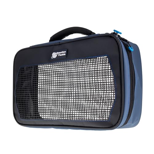 Image of Reaction Tackle Deluxe Bait Binder, Water Resistant Soft Bait Storage System for Soft Plastics and Rigs with Zippered Sleeves, Mesh Bag