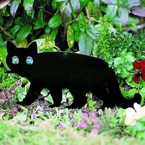 Medipaq Garden Scare Cat with Reflective Marble Eyes - Cat Deterrent