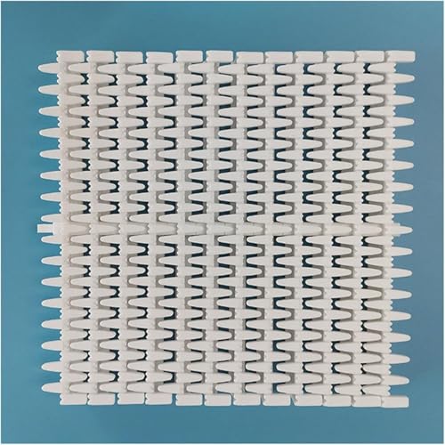 Grille de drainage rectangulaire pour remplacer une gouttière cassée blanche