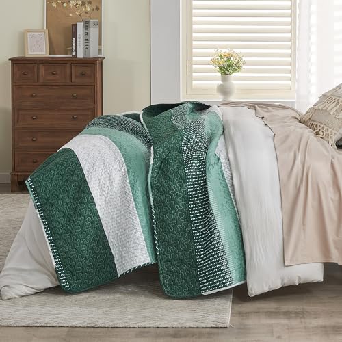Image of Andency Emerald Green Quilt King(106x96Inch), 3 Pieces (1 Striped Quilt and 2 Pillowcases) Patchwork Striped Bedspread Coverlet Set, Soft Lightweight All Season Quilted Bedding Set