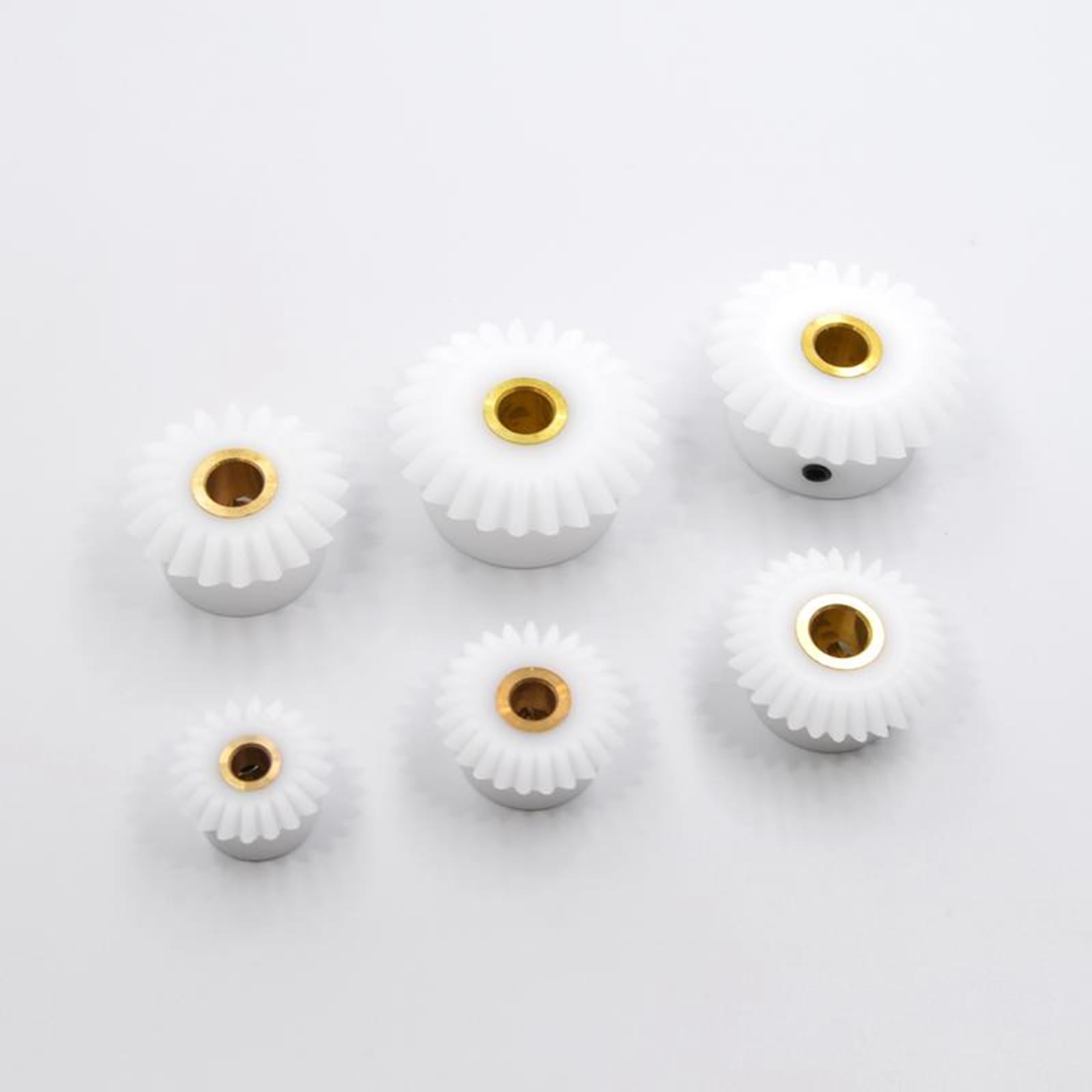 engranaje cónico, Engranaje cónico nailon blanco 20/25T 1:1(1.5 Modulus 25 Teeth,Bore 10mm)