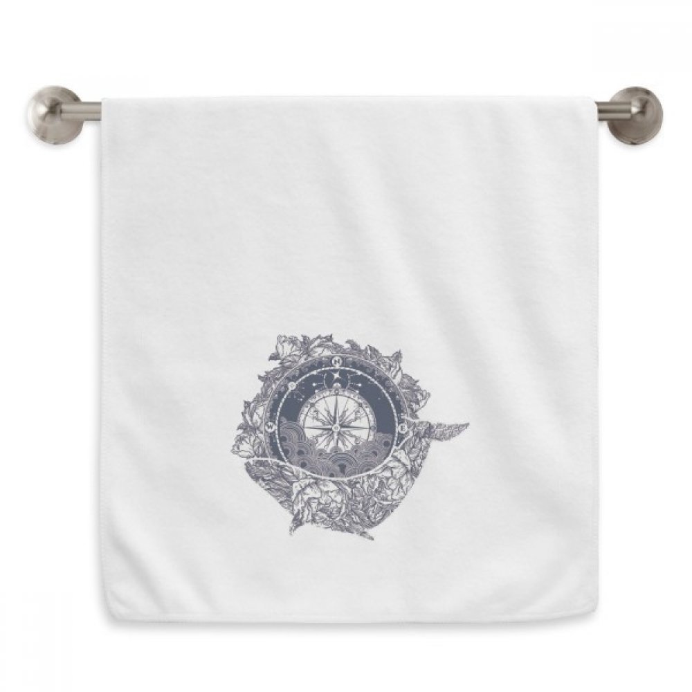 Serviette blanche diadème et étoiles douce pour peaux sensibles visage