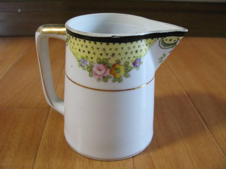 トーストラック(1930年代) ランチョウマット サービスでミルクポット付き トーストラック(1930年代) ランチョウマット サービスでミルク