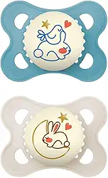 MAM Baby Kit 2 Chupetas Original Night Com Botão Brilha no Escuro e Com Bico Simétrico de Silicone SkinSoft para Crianças 0-6 Meses Com Caixa Esterilizadora, Azul e Neutra