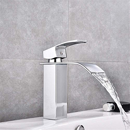 Mélangeur d'évier à cascade élégante pour une cuisine moderne