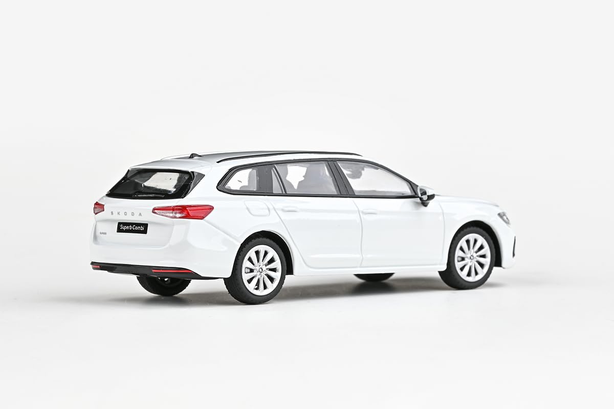 Skoda Superb IV Combi (2023) 1:43 Diecast Metal Modellino auto, modello da collezione e auto giocattolo per bambini e adulti, veicolo in miniatura come regalo – Bianco purezza