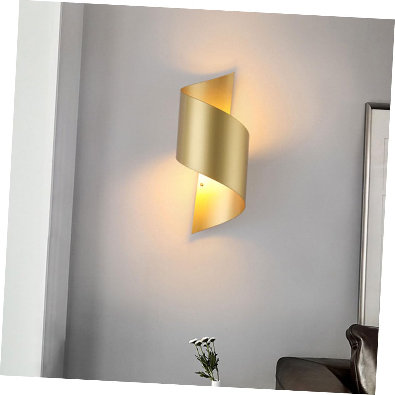 VILLCASE 1Pc Luxury Wrought Iron Wall Lamp Modern Simple Design for Bedroom Corridor Staircase Easy to Install Low Power Consumption Golden