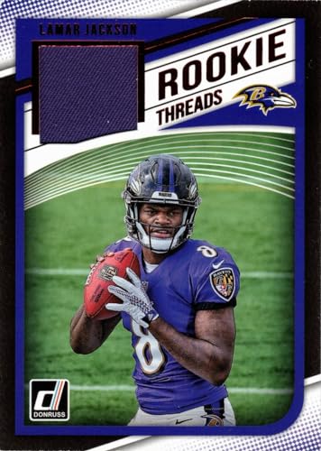 2018 Donruss #17 Lamar Jackson Player-Worn Ravens Jersey Football Card