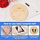Ankündigungsschild Baby Set aus Holz mit Schwarzem Marker & Stempelkissen für Hand- und Fußabdrücke Doppelseitig Hello World Schild für Kindergarten Krankenhaus Babyparty-Andenken(Sonnenaufgang)