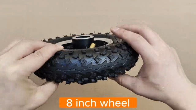 Ruota Gonfiata 8 Pollici Con Pignone 28 Denti – Per Scooter E Kit Motore Elettrico, Compatibile Catena #410