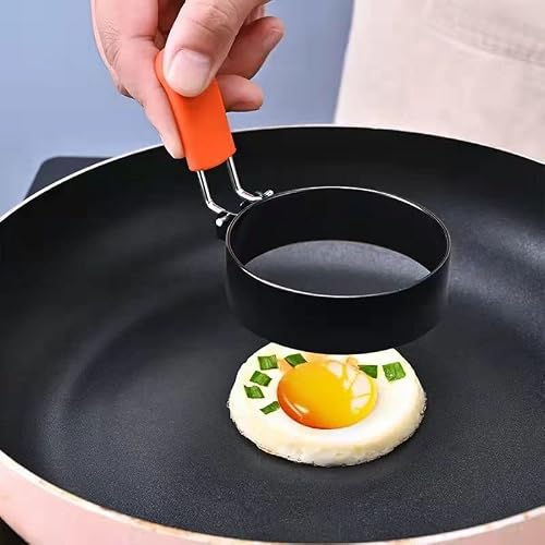 Foto von 4 Stück Spiegeleiforme, Edelstahl Eierringformen mit Antihaft-Metallformkreisen für Spiegelei-McMuffin-Sandwiches, Braten oder Formen von Eiern, Frühstück Haushaltsküche Kochwerkzeug(Orange Griff)